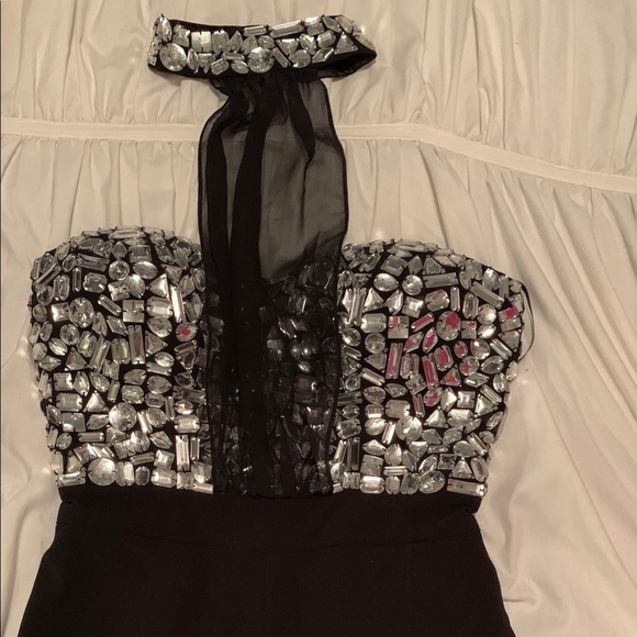 Jumpsuit - Picture 3 of 4